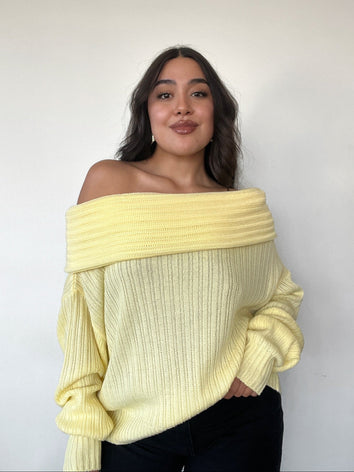 Sweater amarillo tejido para mujer con diseño off-shoulder suave y cómodo kadenkas.com