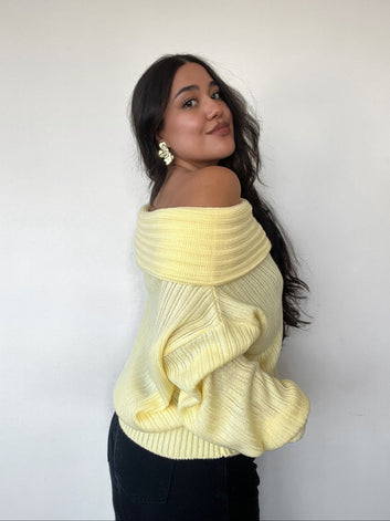 Sweater amarillo tejido para mujer con diseño off-shoulder suave y cómodo kadenkas.com