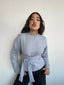 TOP KYOTO GRIS - POLERA CON LAZOS MANGA LARGA DE ALGODÓN
