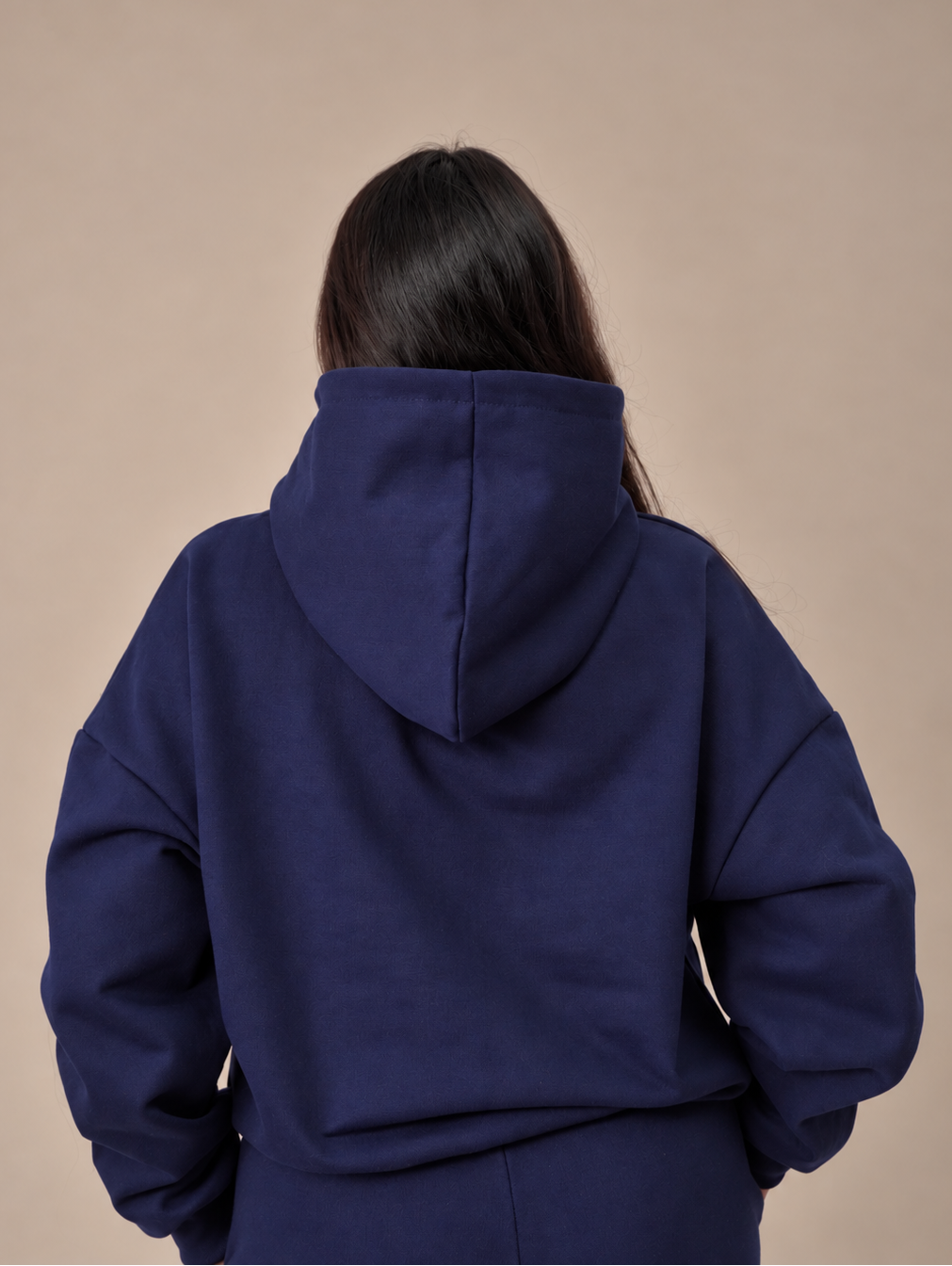 POLERÓN HOODIE CANGURO LOGO BORDADO - AZUL MARINO