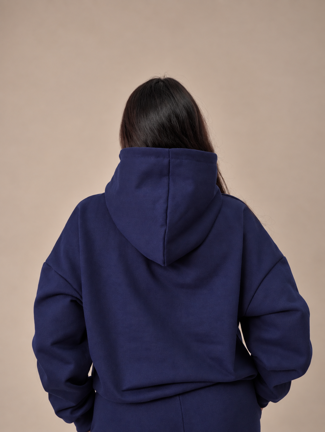 POLERÓN HOODIE CANGURO LOGO BORDADO - AZUL MARINO