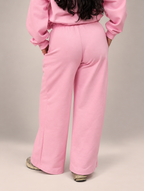 PANTALÓN DE BUZO RECTO LOGO BORDADO - ROSADO