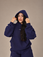 POLERÓN HOODIE CANGURO LOGO BORDADO - AZUL MARINO