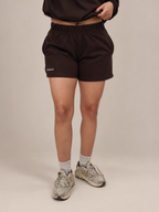 SHORT DE BUZO LOGO BORDADO - CAFÉ