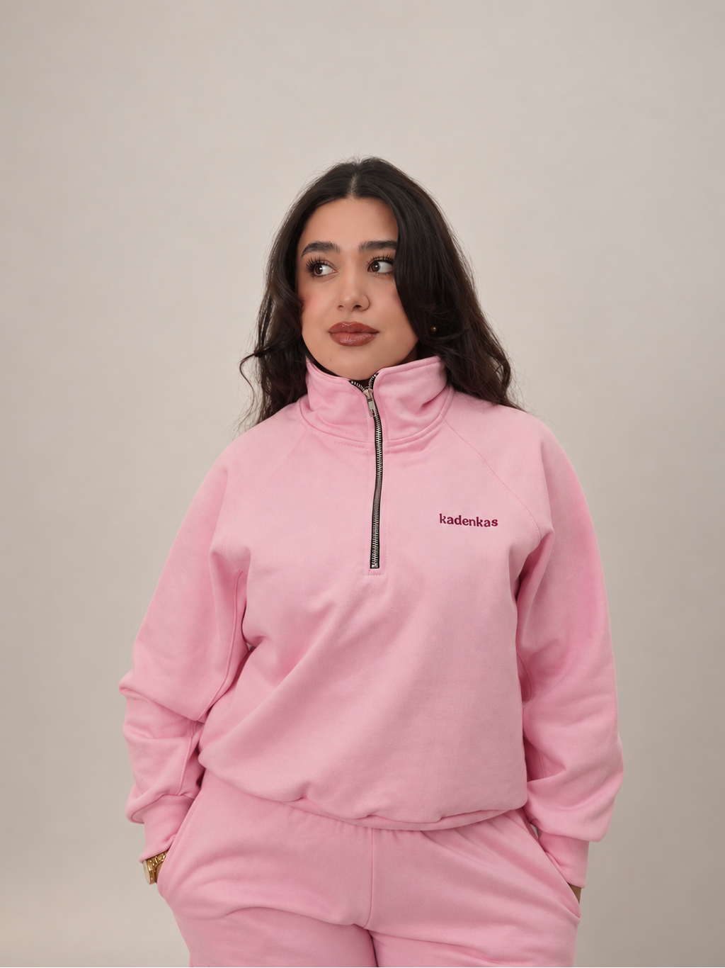 POLERÓN MEDIO CIERRE LOGO BORDADO - ROSADO