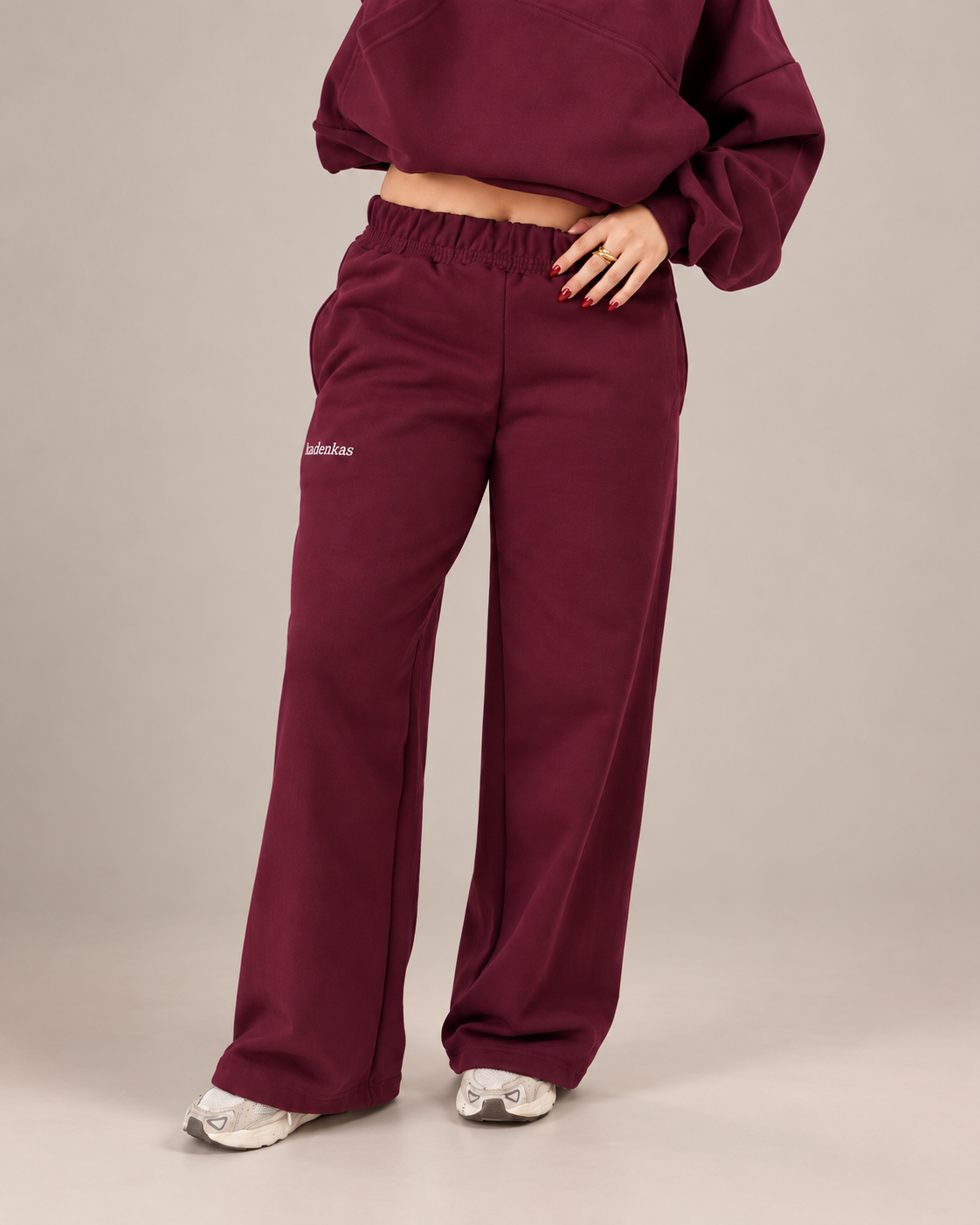 PANTALÓN DE BUZO RECTO LOGO BORDADO - BURDEO