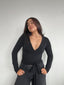TOP PILATES NEGRO - POLERA MANGA LARGA ESCOTE CRUZADO AMARRAS