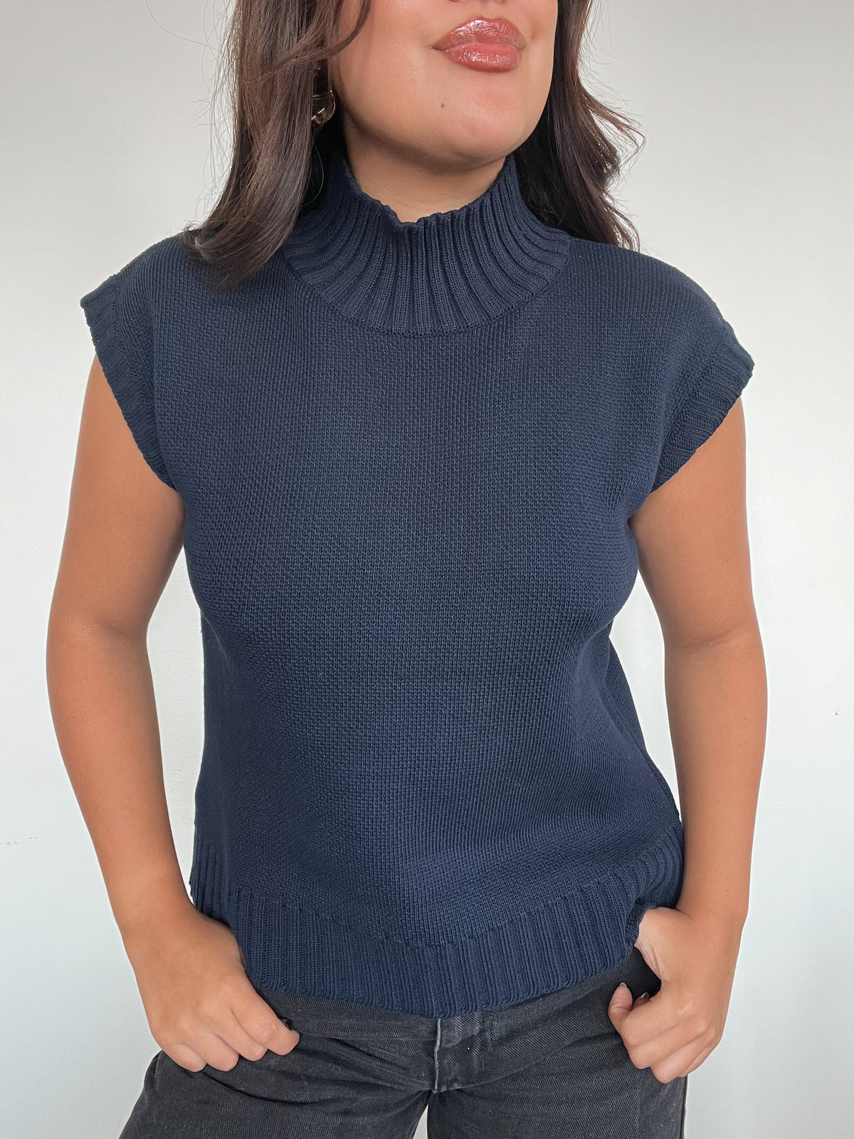 SWEATER HANNAH AZUL - CHALECO DE ALGODÓN DE CUELLO ALTO
