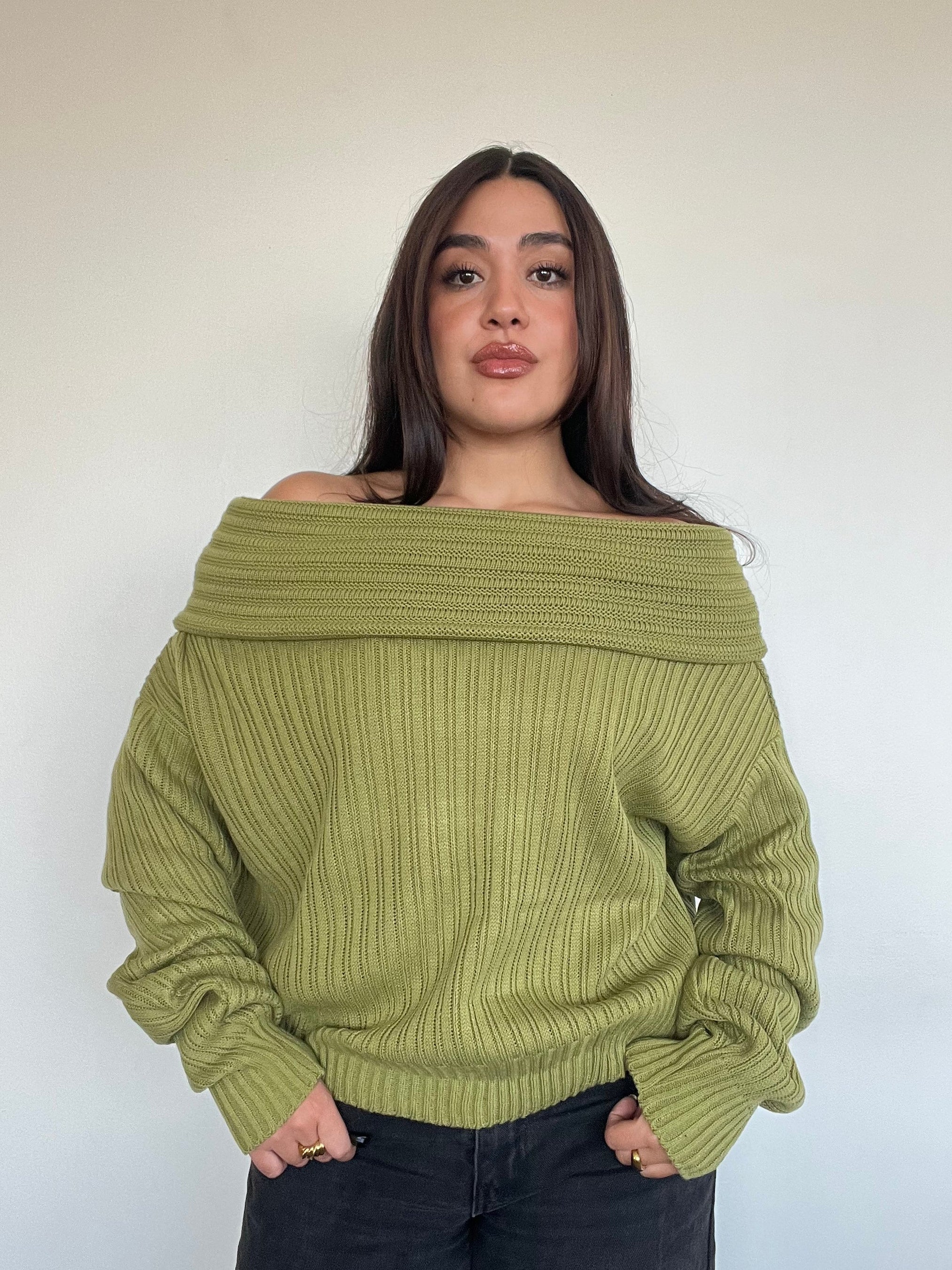[PRE-VENTA] SWEATER LINA VERDE - CHALECO DE ALGODÓN OFF SHOULDER OVERS ...