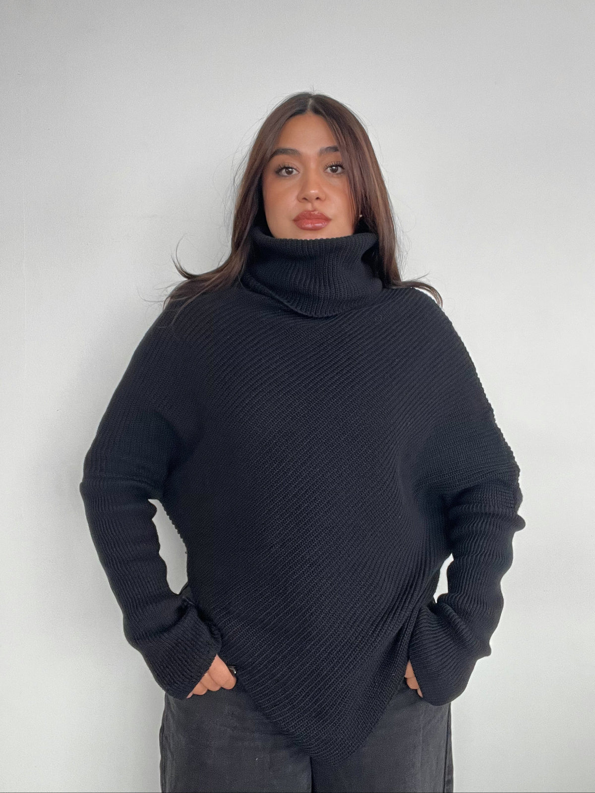SWEATER CELINE NEGRO - CHALECO DE ALGODÓN TIPO PONCHO CON MANGAS