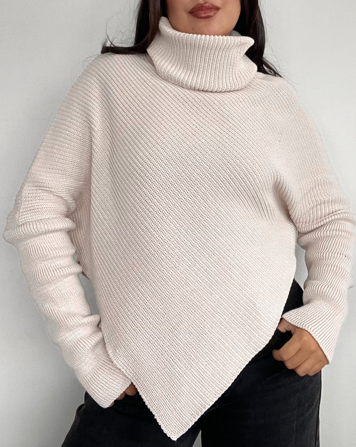 SWEATER CELINE CRUDO - CHALECO DE ALGODÓN TIPO PONCHO CON MANGAS