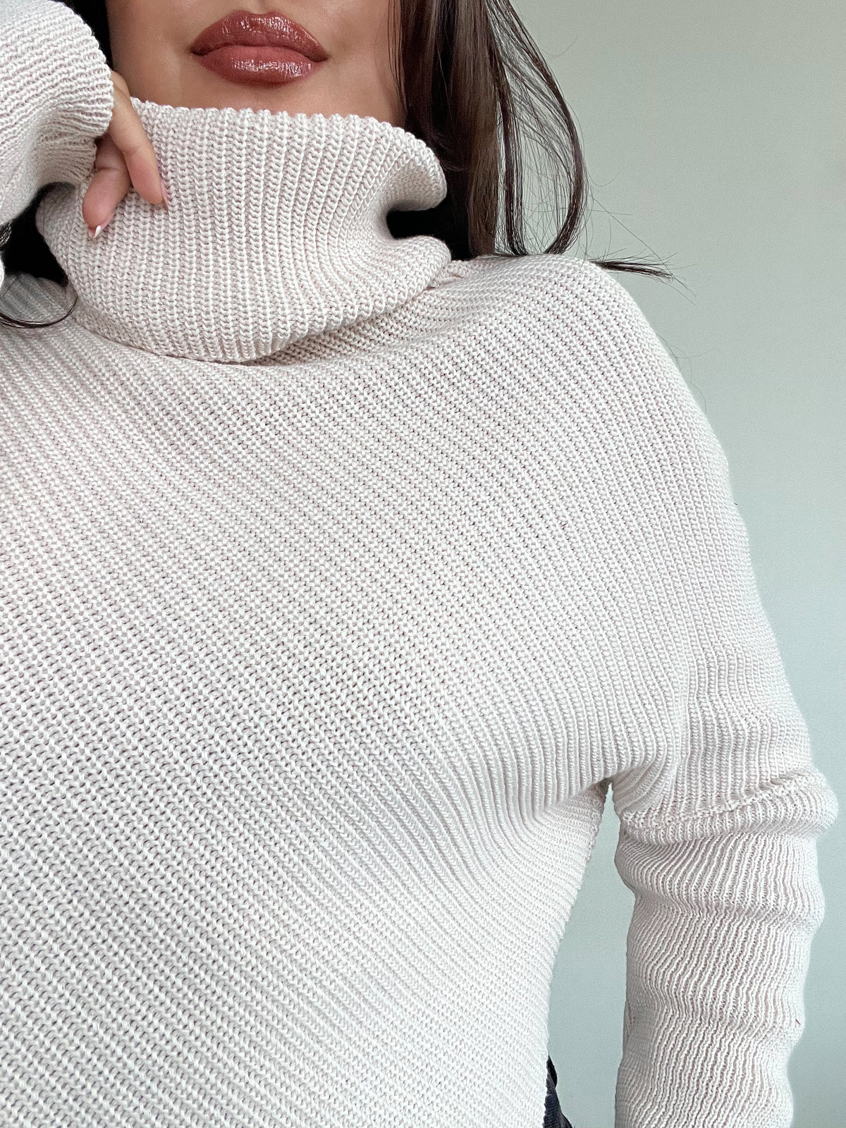SWEATER CELINE CRUDO - CHALECO DE ALGODÓN TIPO PONCHO CON MANGAS