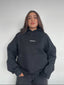 POLERÓN HOODIE NEGRO - OVERSIZE CON GORRO LOGO BORDADO