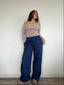 (PRE-VENTA) PANTALÓN BUZO AZUL - CORTE RECTO LOGO BORDADO